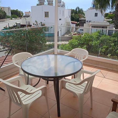 Larnaca, Pervolia 1 Bedroom Seaside Apartment Dış mekan fotoğraf